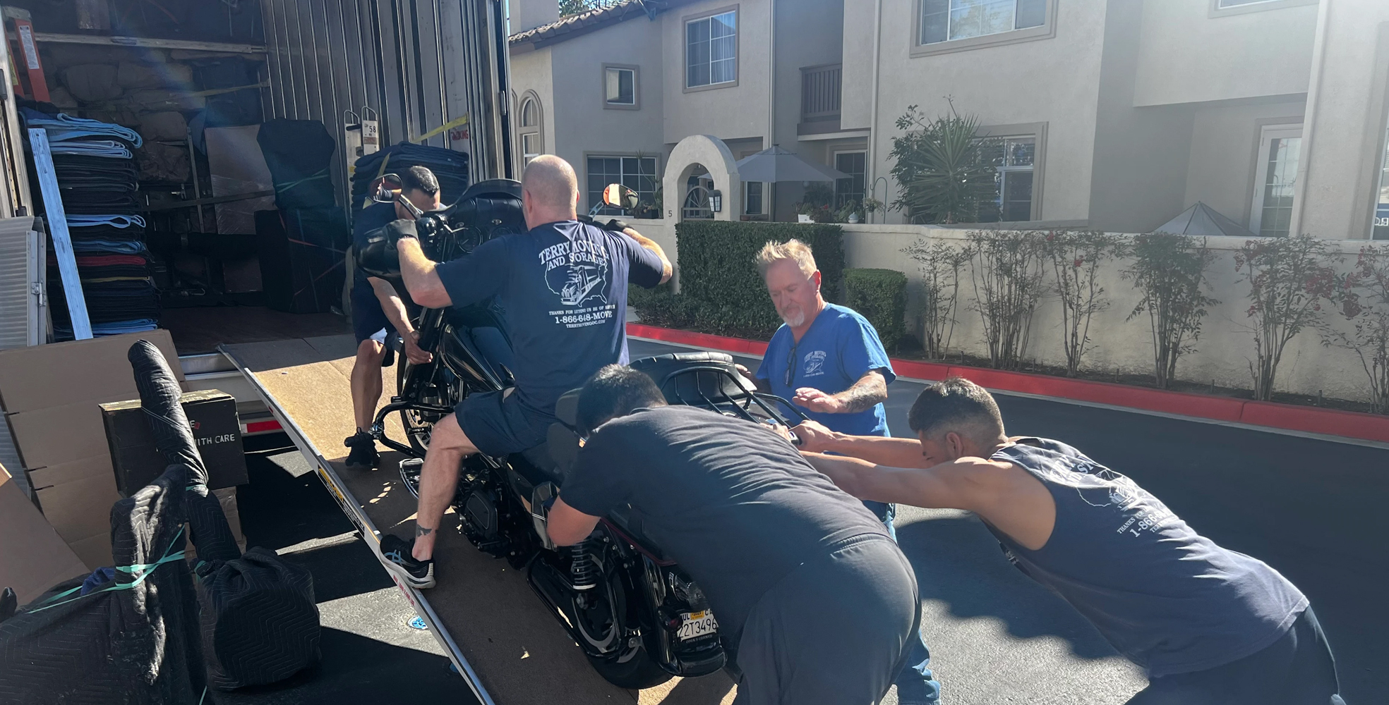 Local Movers Anaheim to Huntington Beach | Local Storage Mover